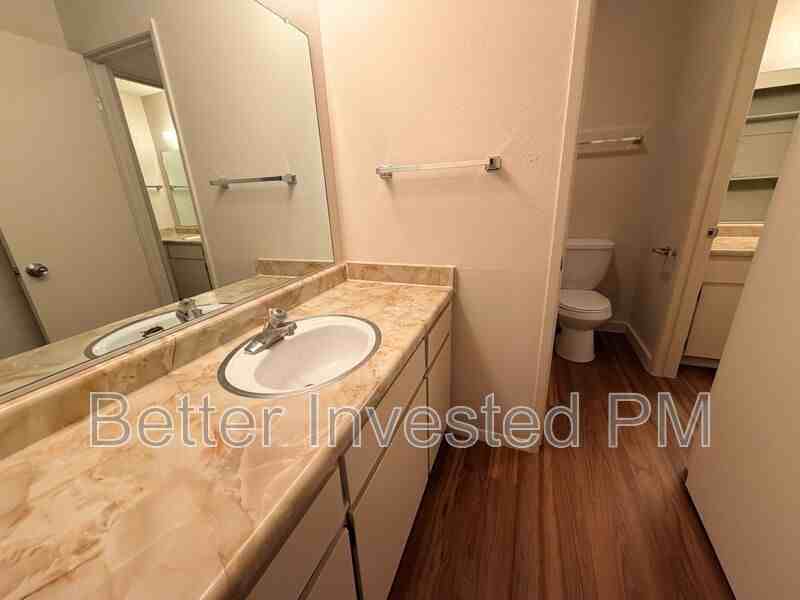 976 Marlene St - Photo 6 of 11