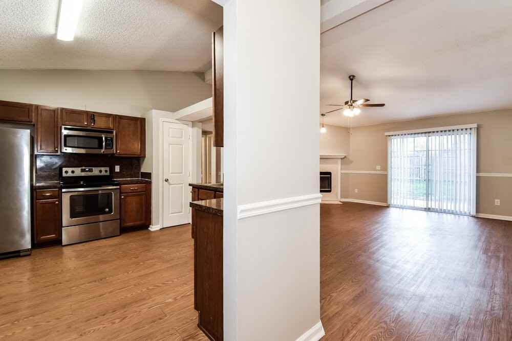 1243 Windy Willows Dr - Photo 3 of 16