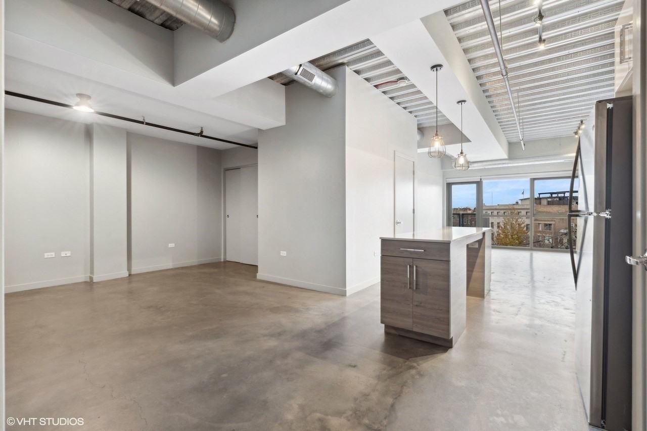 1241 N Milwaukee Ave #703 - Photo 2 of 11
