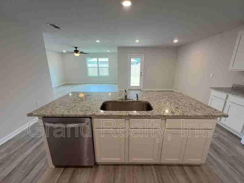 9330 Tara Cir - Photo 6 of 23