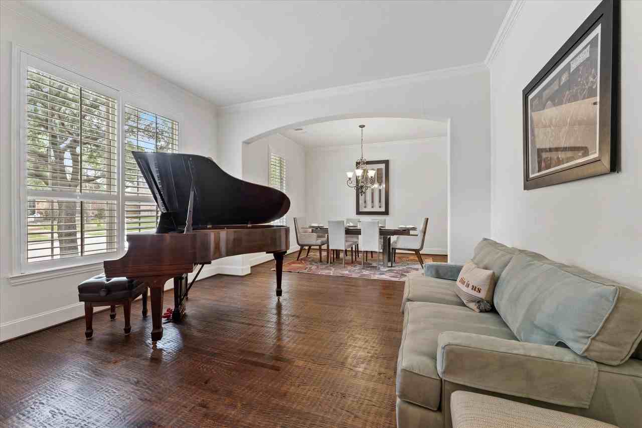 1816 Trinidad Ln - Photo 6 of 25