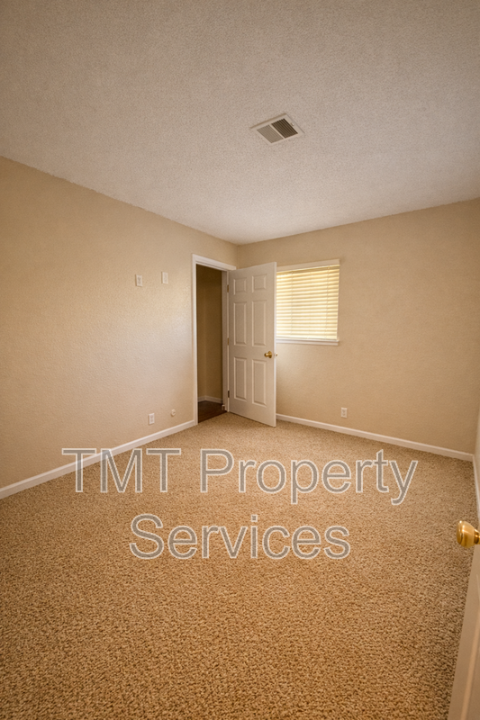 2533 Stansberry Way - Photo 7 of 10