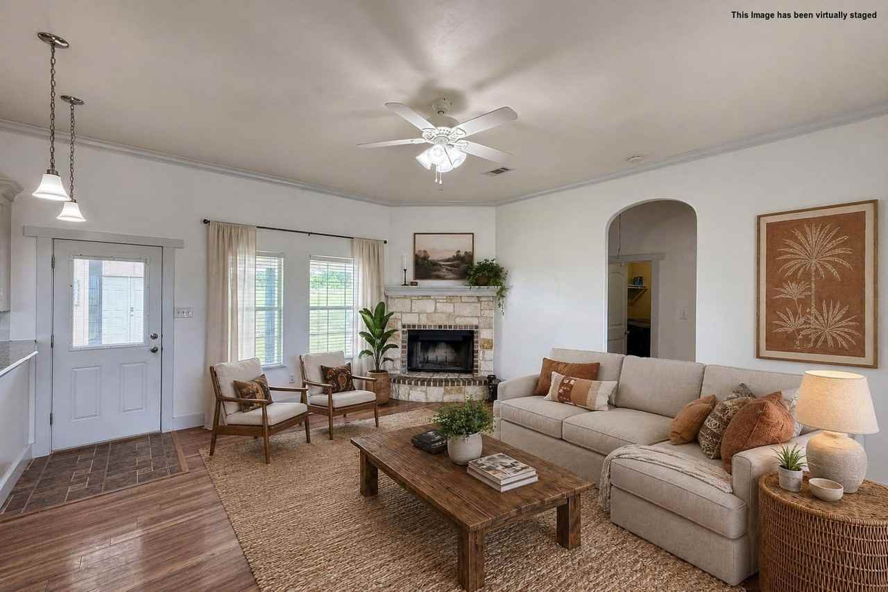 487 County Road 2622 - Photo 3 of 17