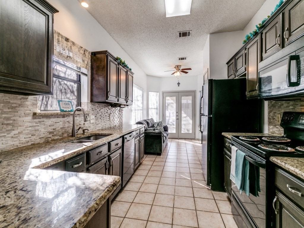 113 Summer Place Dr - Photo 4 of 12