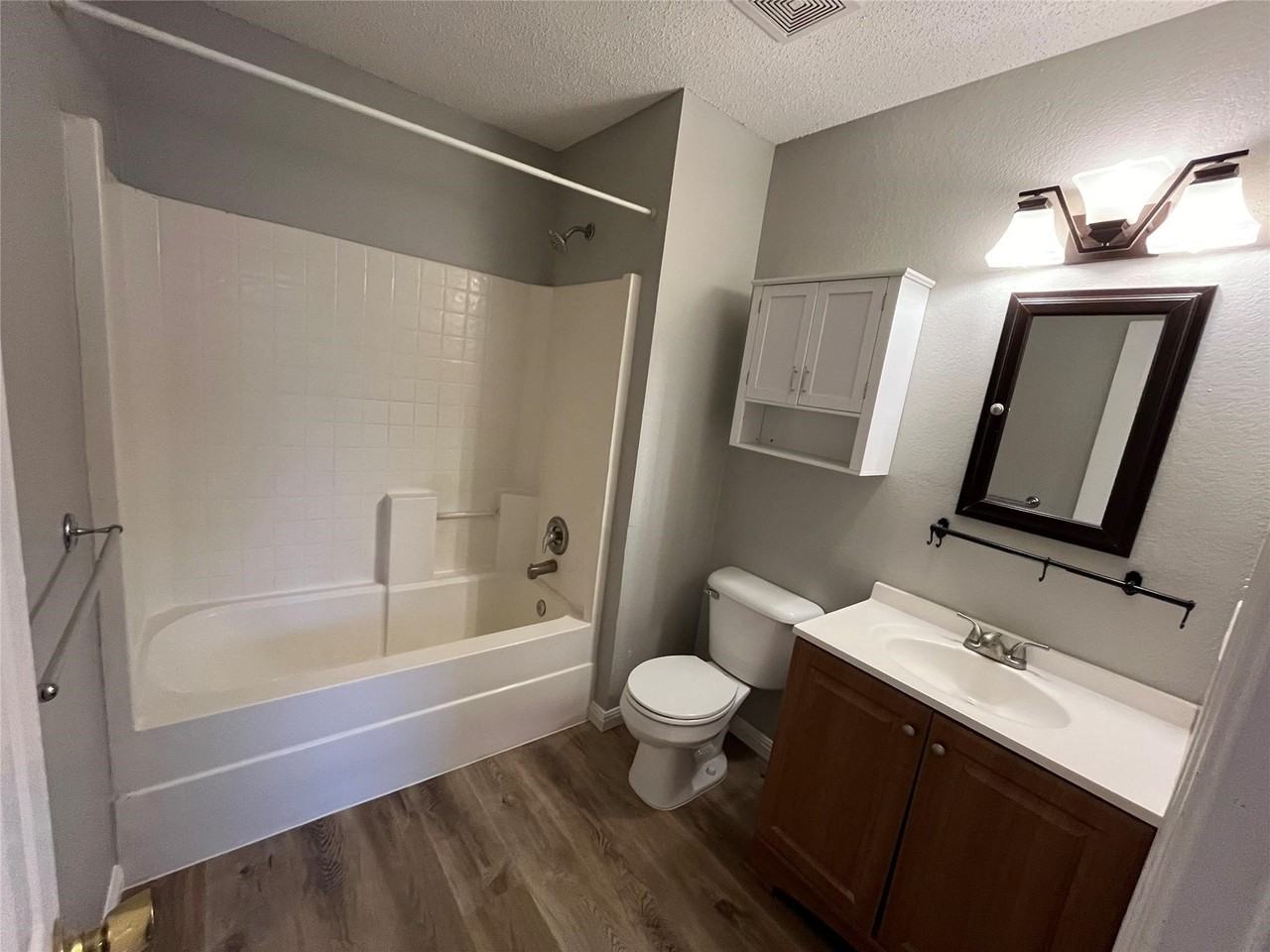 2712 Lazy Oak Dr - Photo 4 of 15