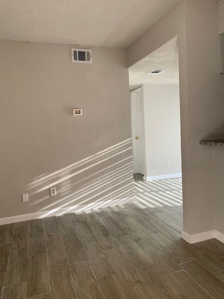 3100 5th St #203 - Photo 4 of 13