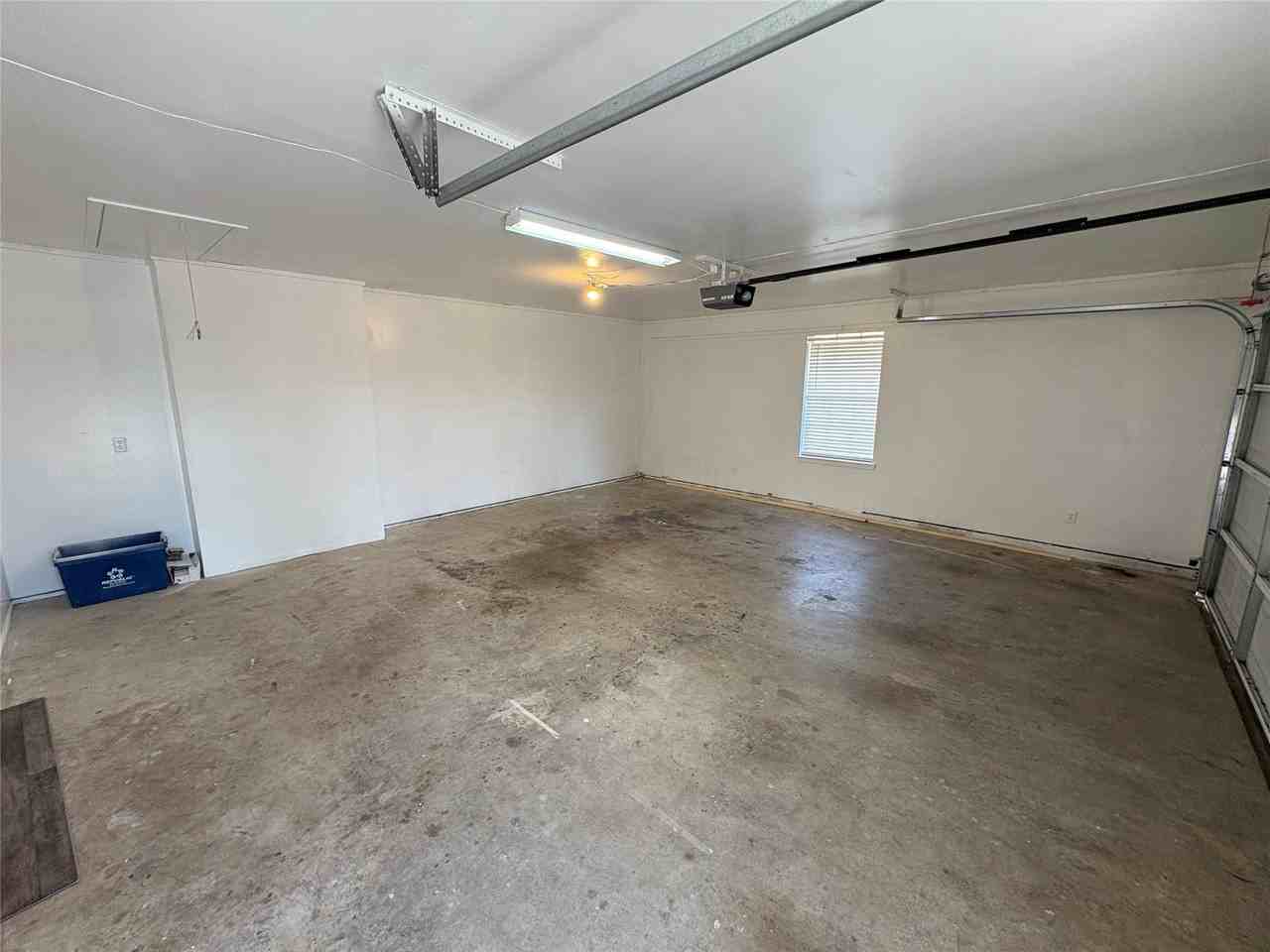 8111 Llano Ave - Photo 4 of 23