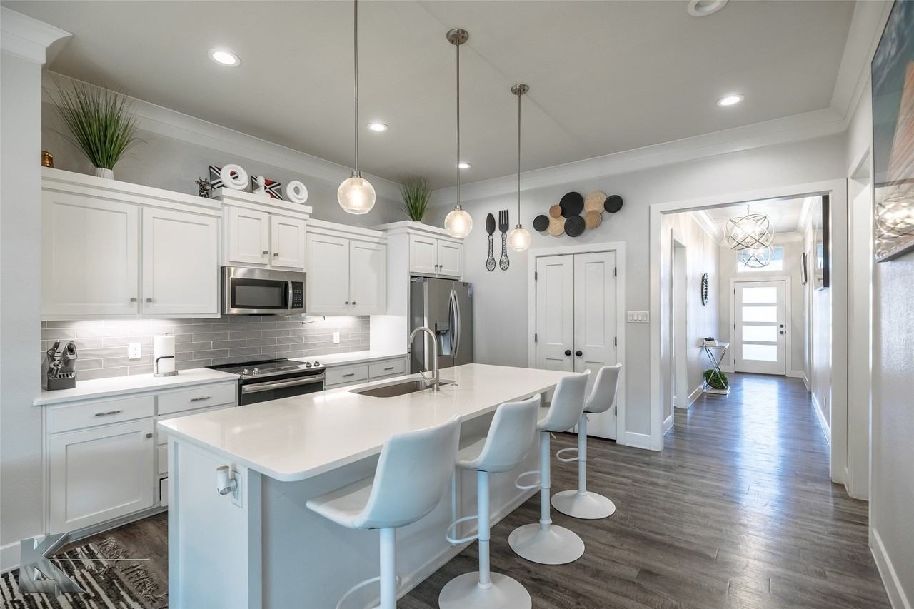 4517 Crosley Ln - Photo 5 of 33