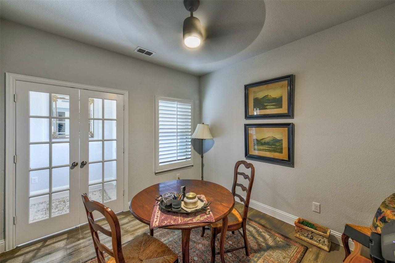 1301 Blanco Trl - Photo 4 of 19