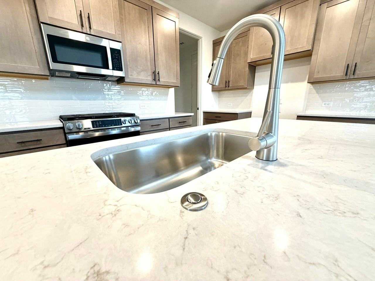 7149 Confetti Ln - Photo 5 of 33