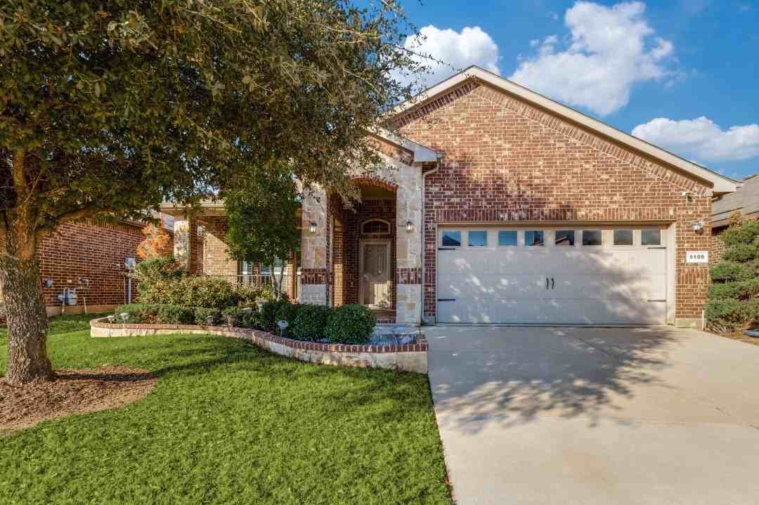 5109 Glen Meadow Dr - Photo 2 of 16
