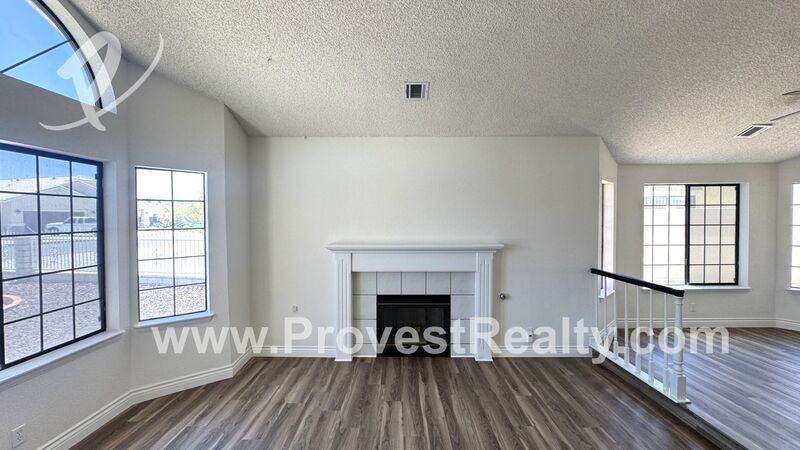 13000 Norfolk Ln - Photo 6 of 36