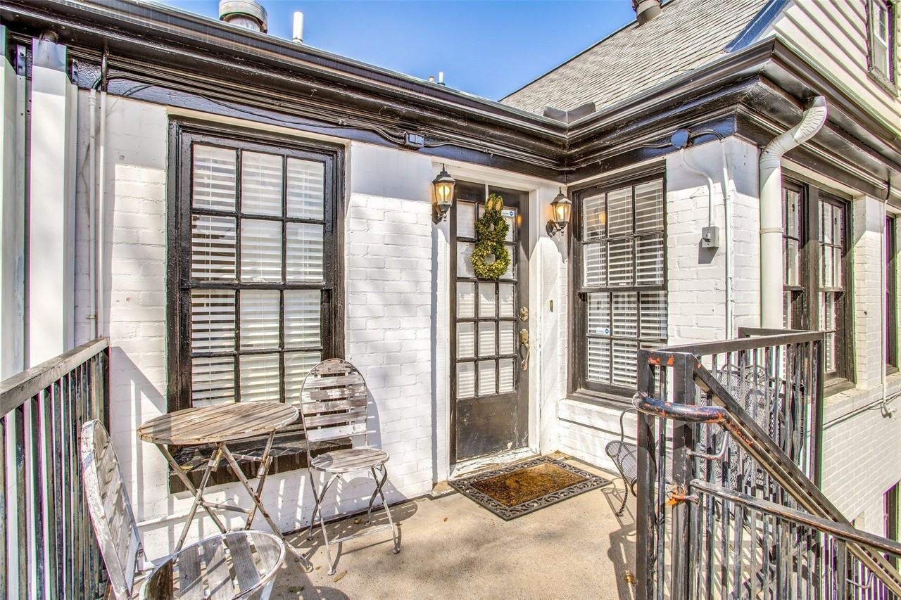 3441 Lovers Ln #B - Photo 2 of 13