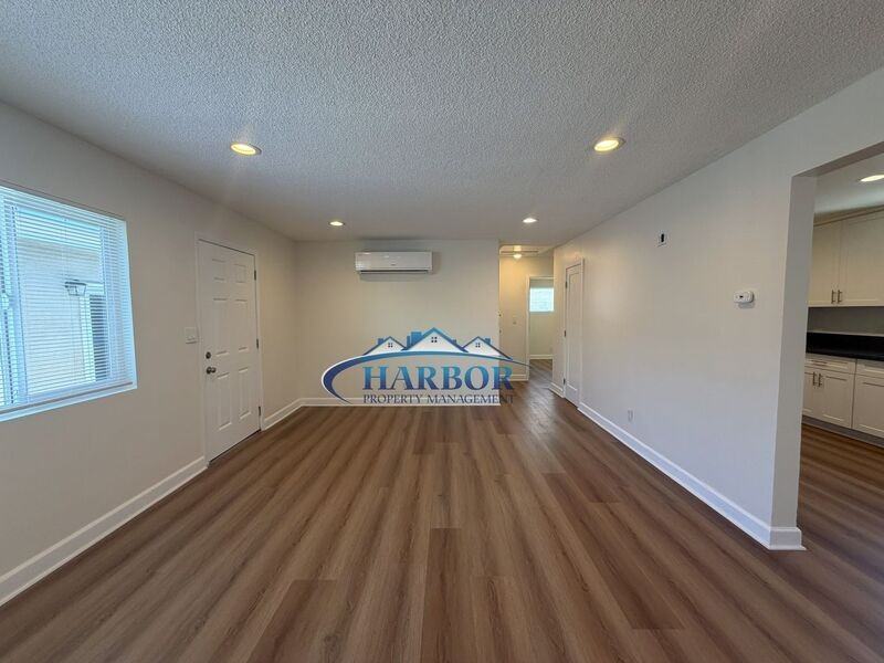539 E 223rd St #543 - Photo 3 of 8