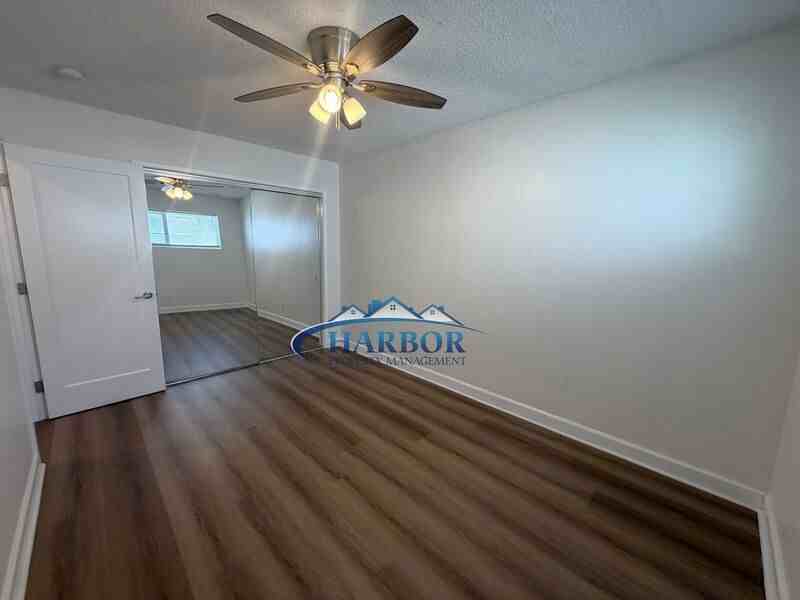 539 E 223rd St #543 - Photo 5 of 8