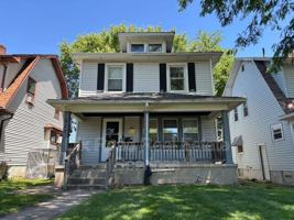 featured image of 217 Fernwood Ave