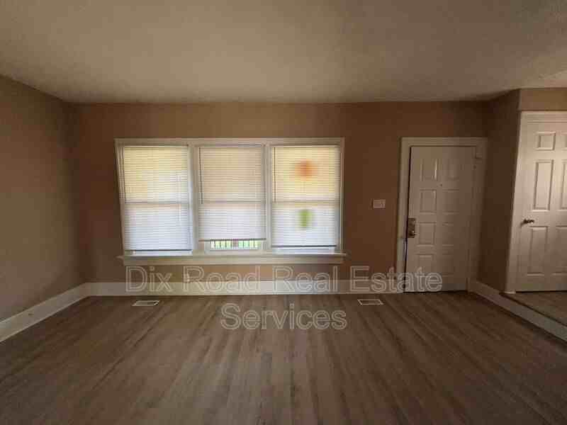 217 Fernwood Ave - Photo 6 of 29