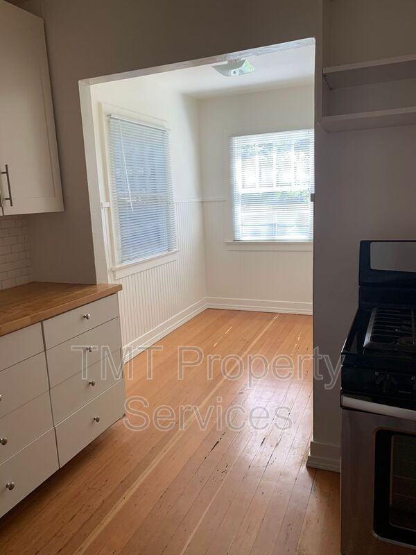 785 Lincoln St - Photo 3 of 18