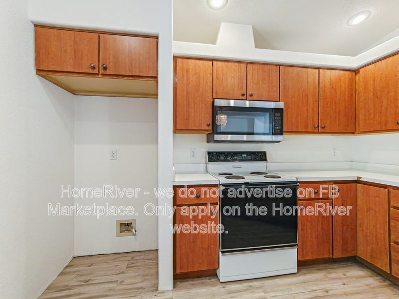 3074 Tom Tom Dr - Photo 7 of 20