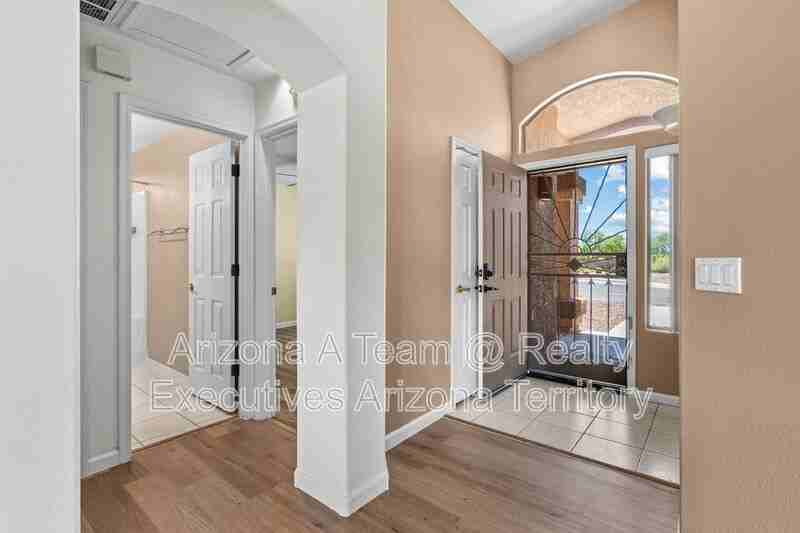 8969 E Martha Root Ct - Photo 3 of 10