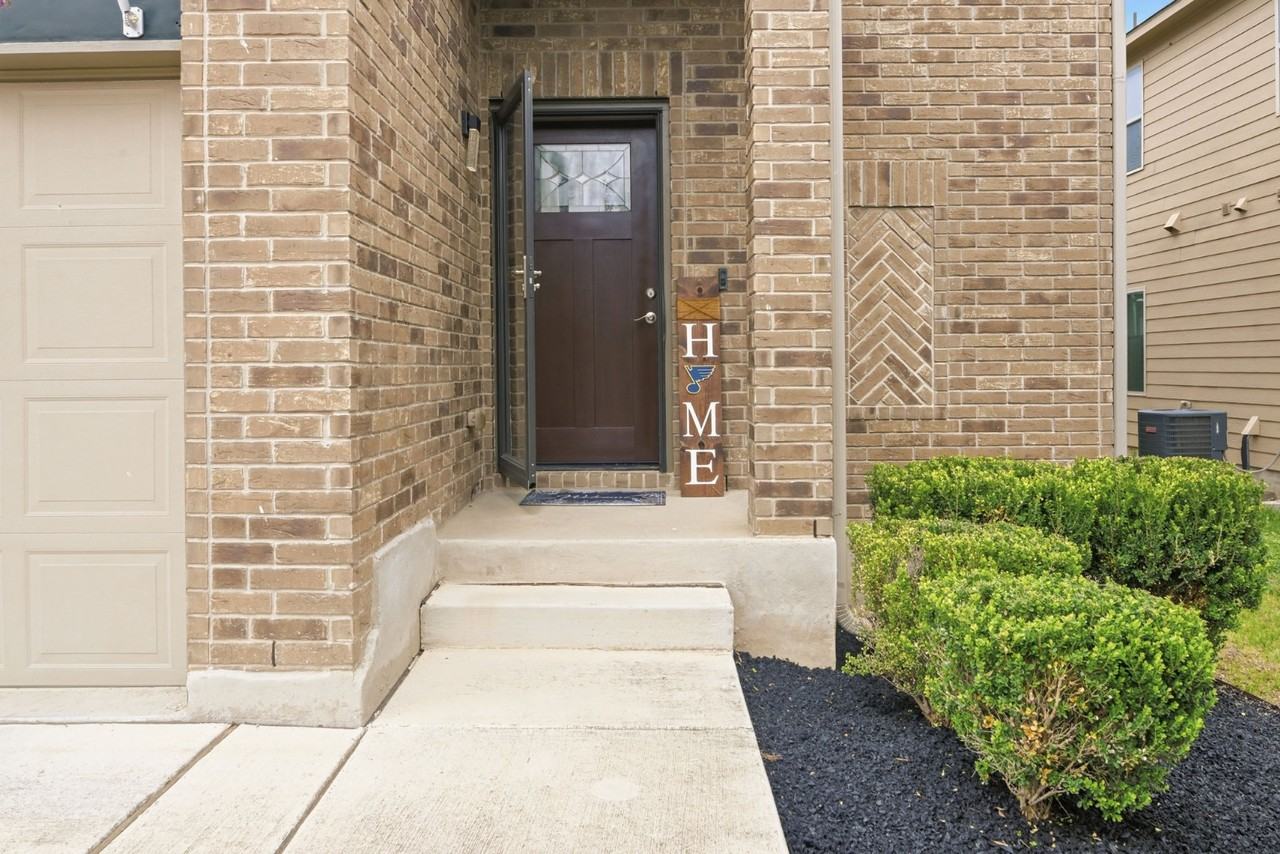 8318 Prickly Oak - Photo 4 of 31