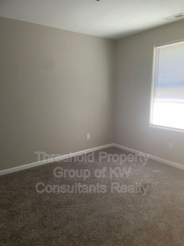 1282 Lockbourne Rd #B - Photo 2 of 7