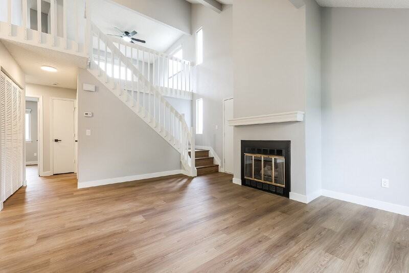 17641 E Temple Dr - Photo 4 of 15