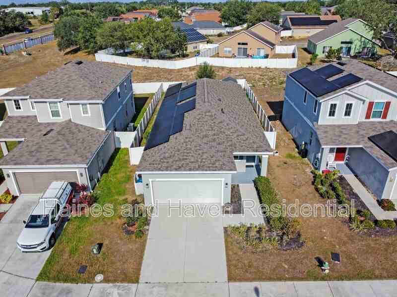 1229 Forest Gate Cir - Photo 2 of 24