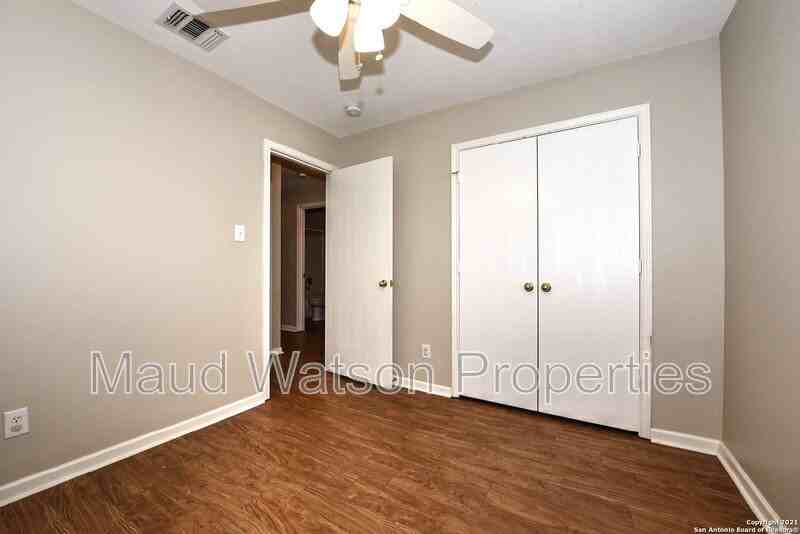 10727 N Shaenridge - Photo 5 of 20