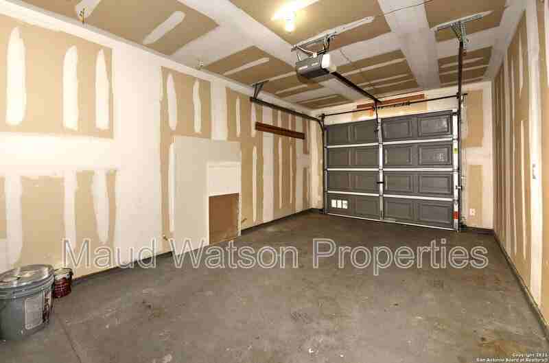 10727 N Shaenridge - Photo 7 of 20