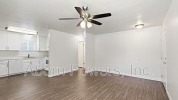 featured image of 2760 Coloma St #03