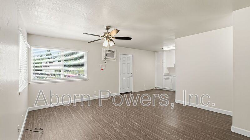 2760 Coloma St #03 - Photo 2 of 14