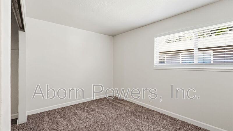 2760 Coloma St #03 - Photo 7 of 14
