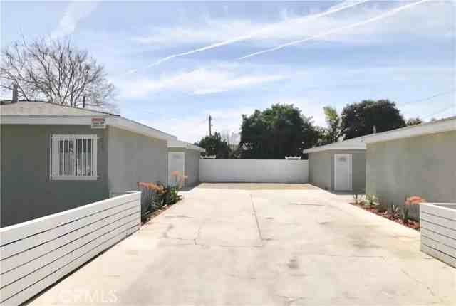 348 W Peach St #B - Photo 2 of 2