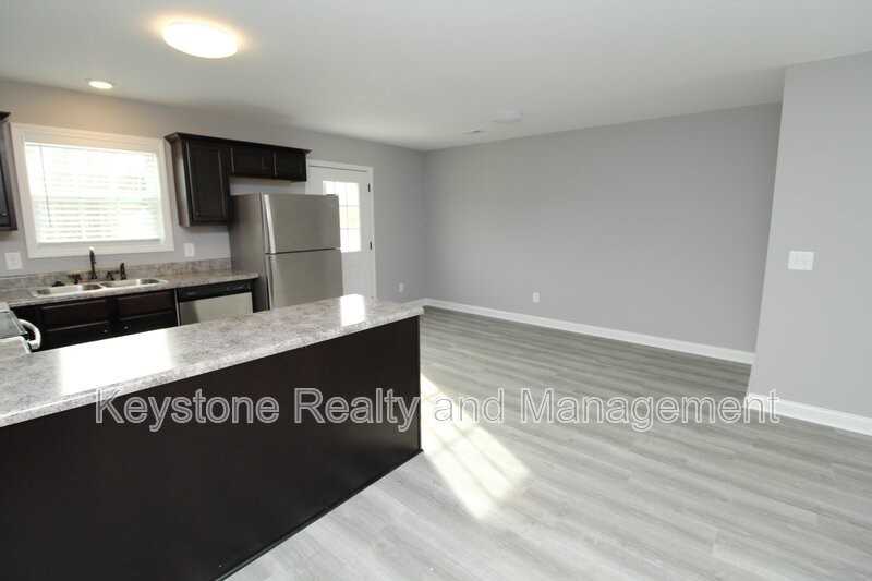 1725 Manning Dr #3 - Photo 4 of 10