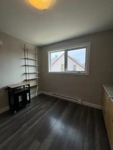 857 Mcgregor St #3 - Photo 2 of 16