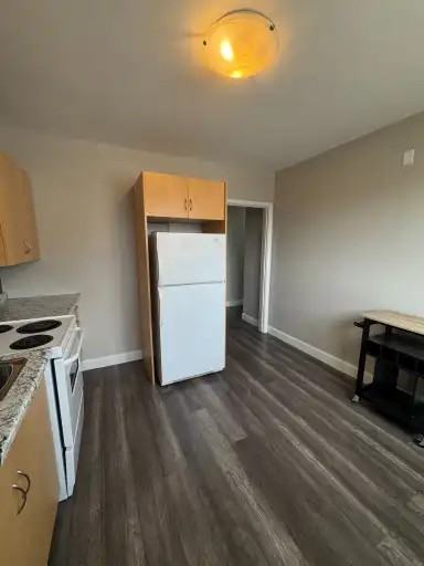 857 Mcgregor St #3 - Photo 3 of 16