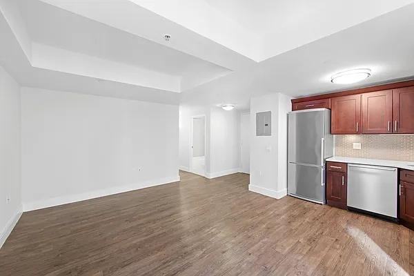 354 E 91st St #501 - Photo 3 of 9