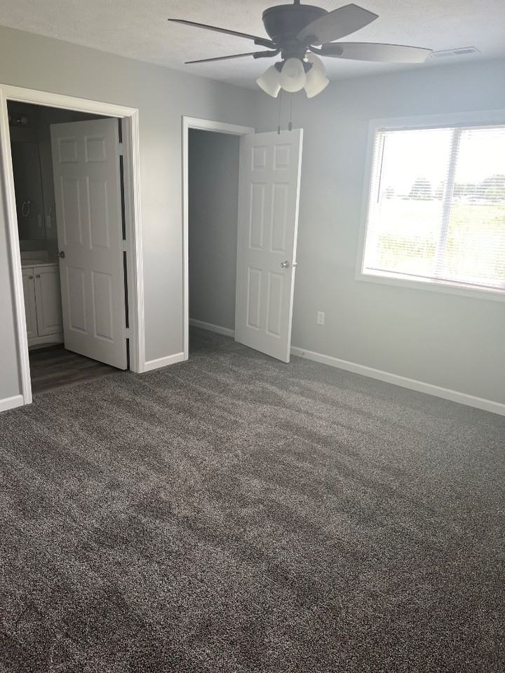 Jaxson Sub Condo's - Photo 5 of 10