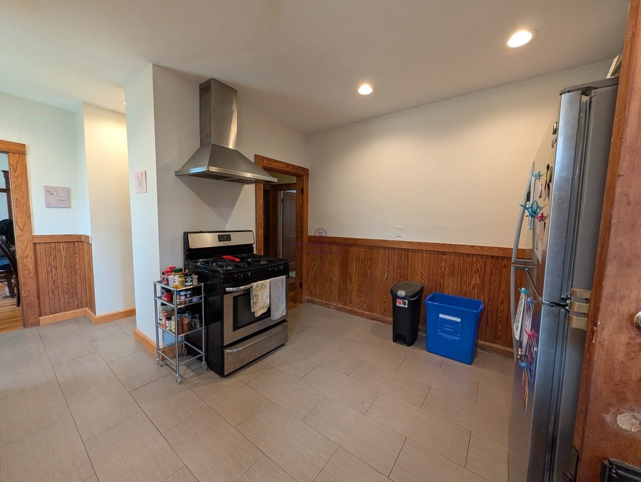 45 Emerald St - Photo 4 of 20