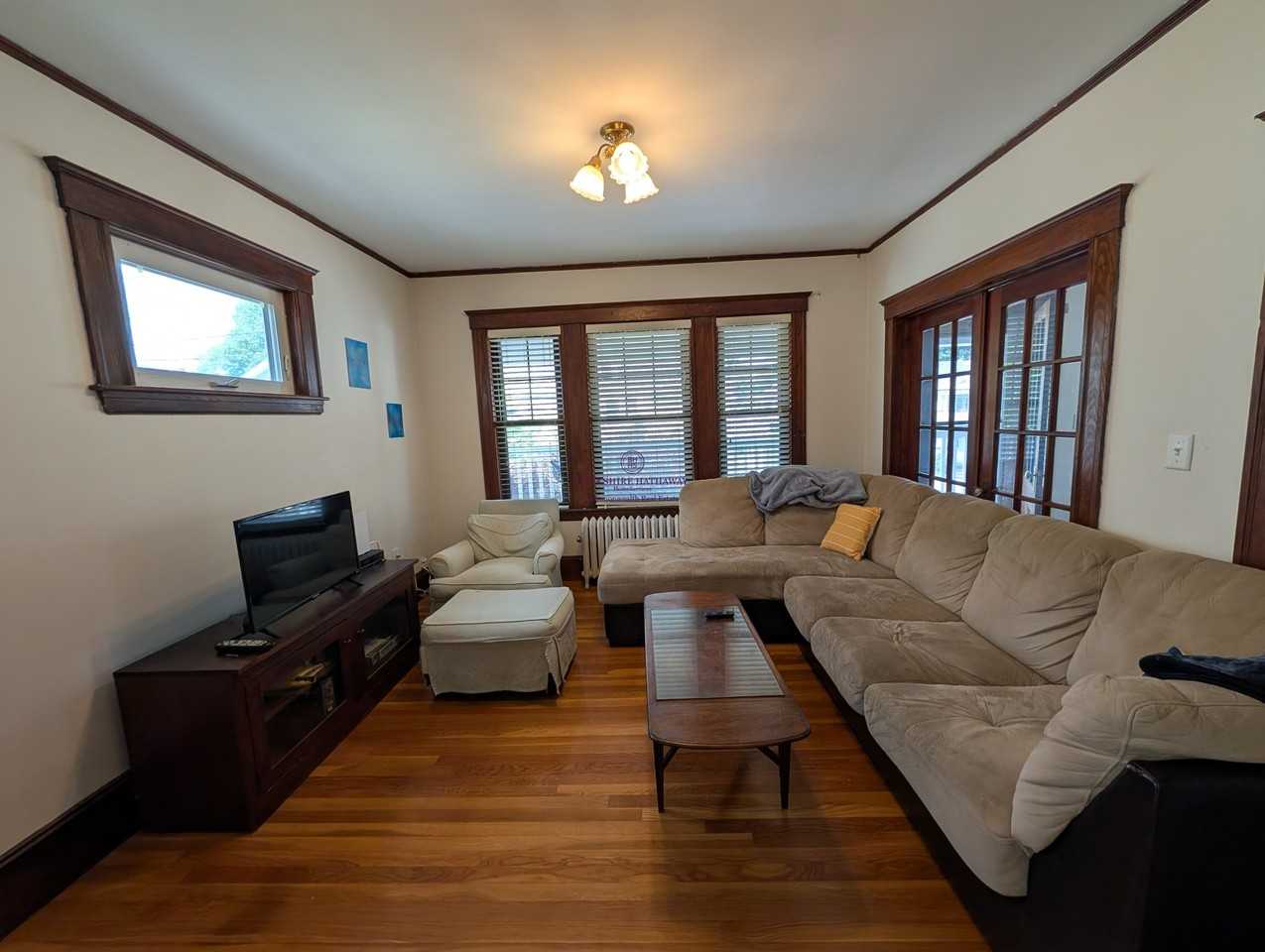 45 Emerald St - Photo 7 of 20