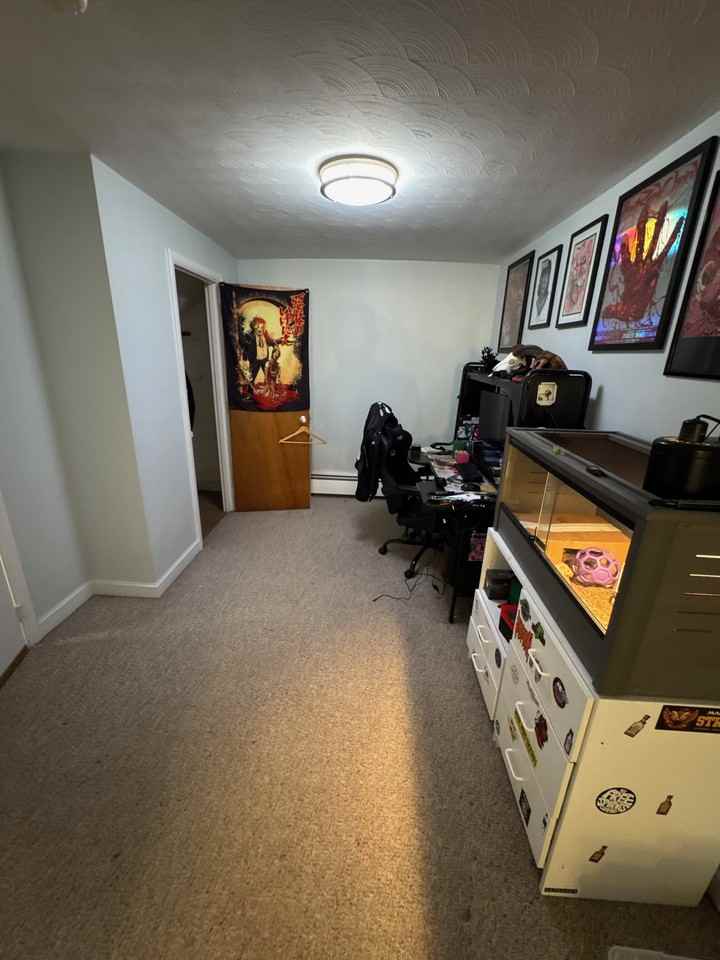31 Dwight St #B - Photo 6 of 6