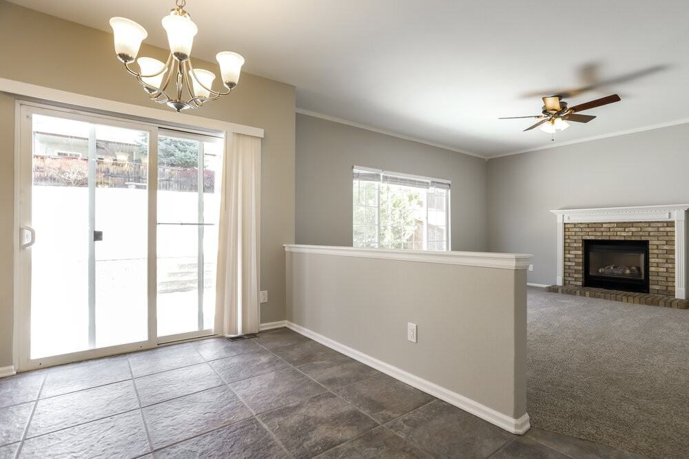 9678 Sun Meadow St - Photo 7 of 18
