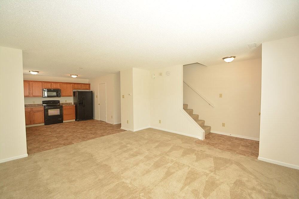 12162 Maize Dr - Photo 4 of 27