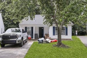 featured image of 3033 Kansas City Dr