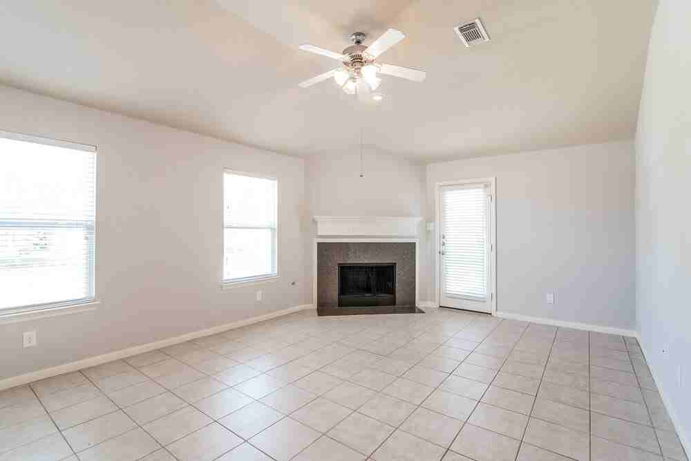 17918 Green Trace Ln - Photo 2 of 16