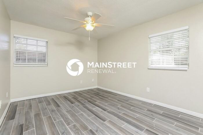 109 N Alderwood St - Photo 7 of 16