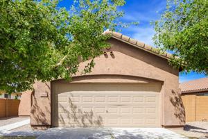 featured image of 2162 W Kristina Ave