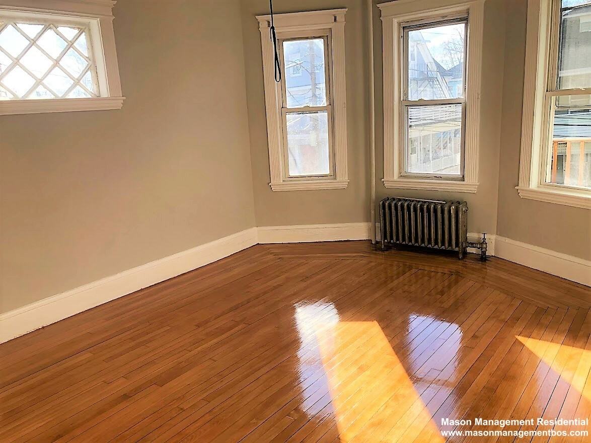 22 Arden St #2 - Photo 2 of 9