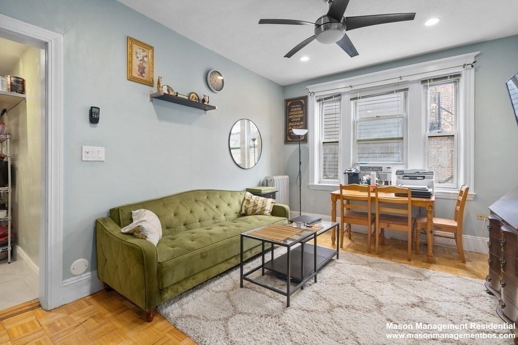 59 Park Vale Ave #12 - Photo 5 of 9